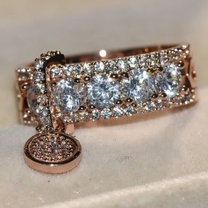 New! Luxury White Zircon Ring Vintage rose gold
